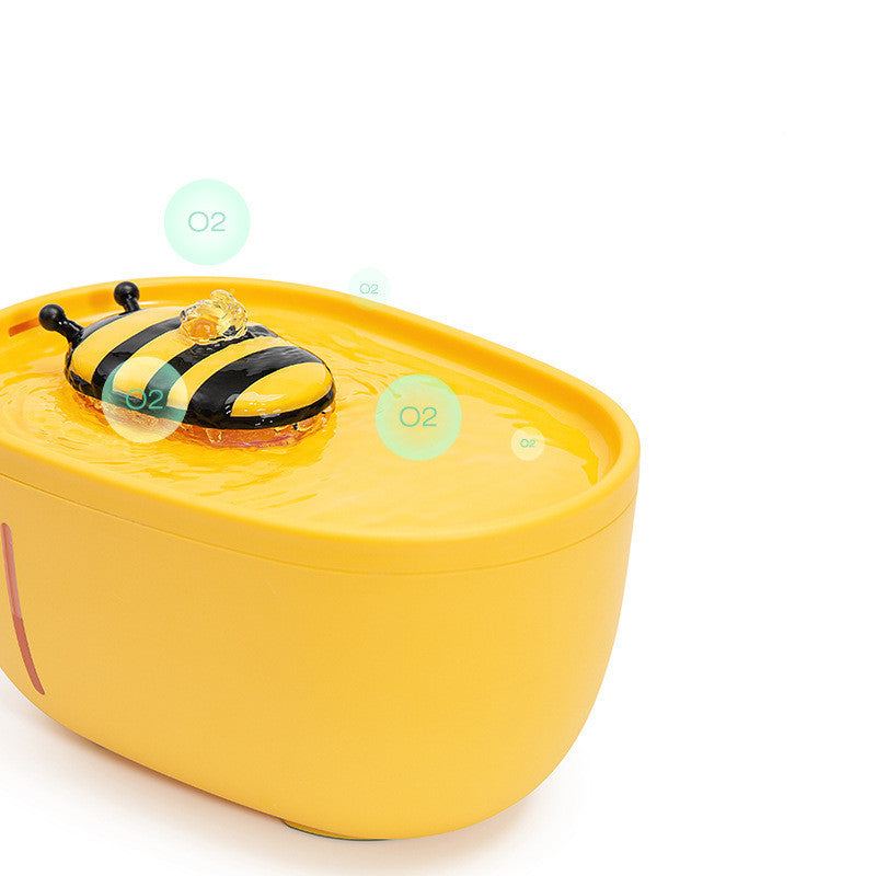 Discover the Convenience of the Pet Supplies Little Bee Automatic Water Drinker
